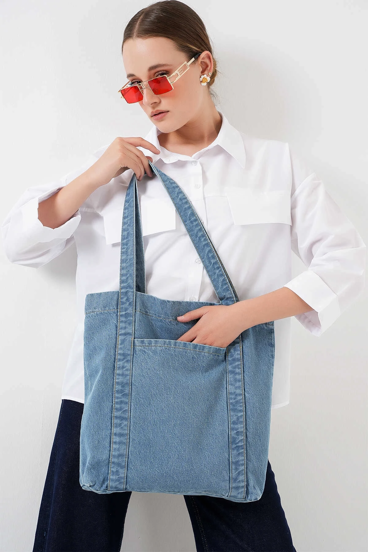 Kadın Mavi Kot Kumaş Şeritli Cepli Omuz Çanta HZL25S-BD10221