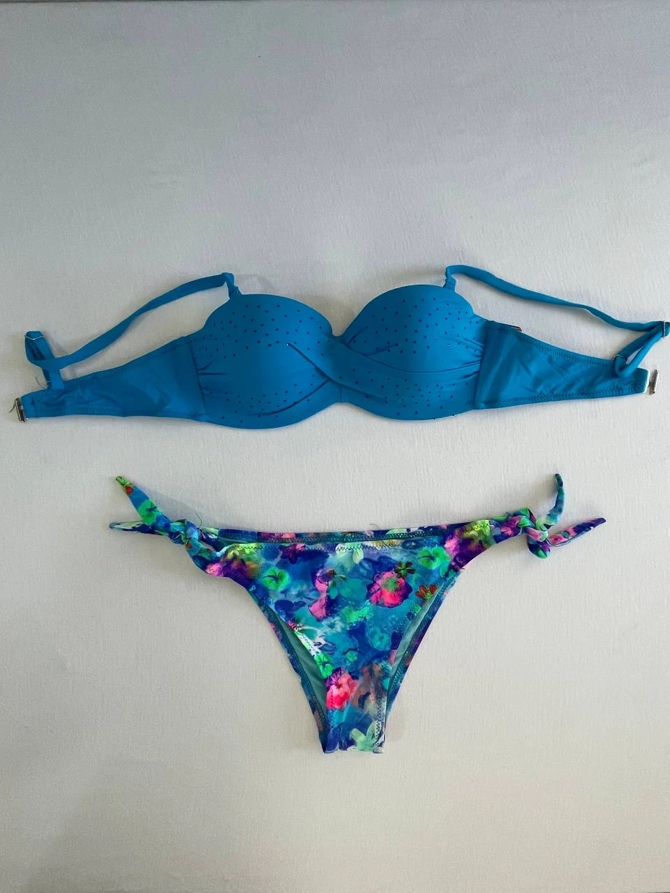 Kadın Mavi Taş İşlemeli Desenli Astarlı Bikini Takım HZL25S-LC203