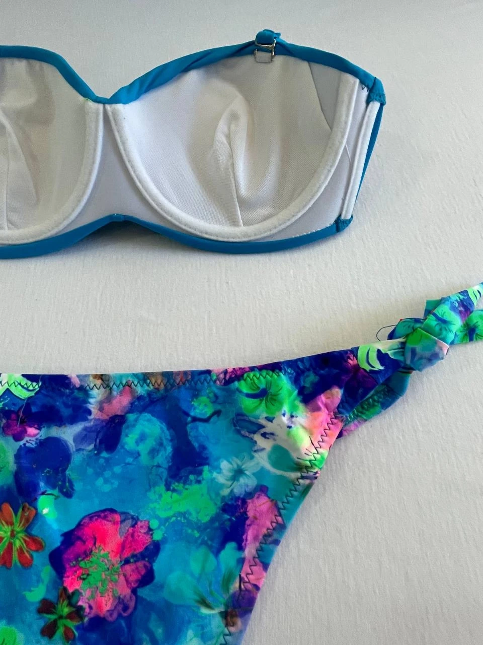 Kadın Mavi Taş İşlemeli Desenli Astarlı Bikini Takım HZL25S-LC203