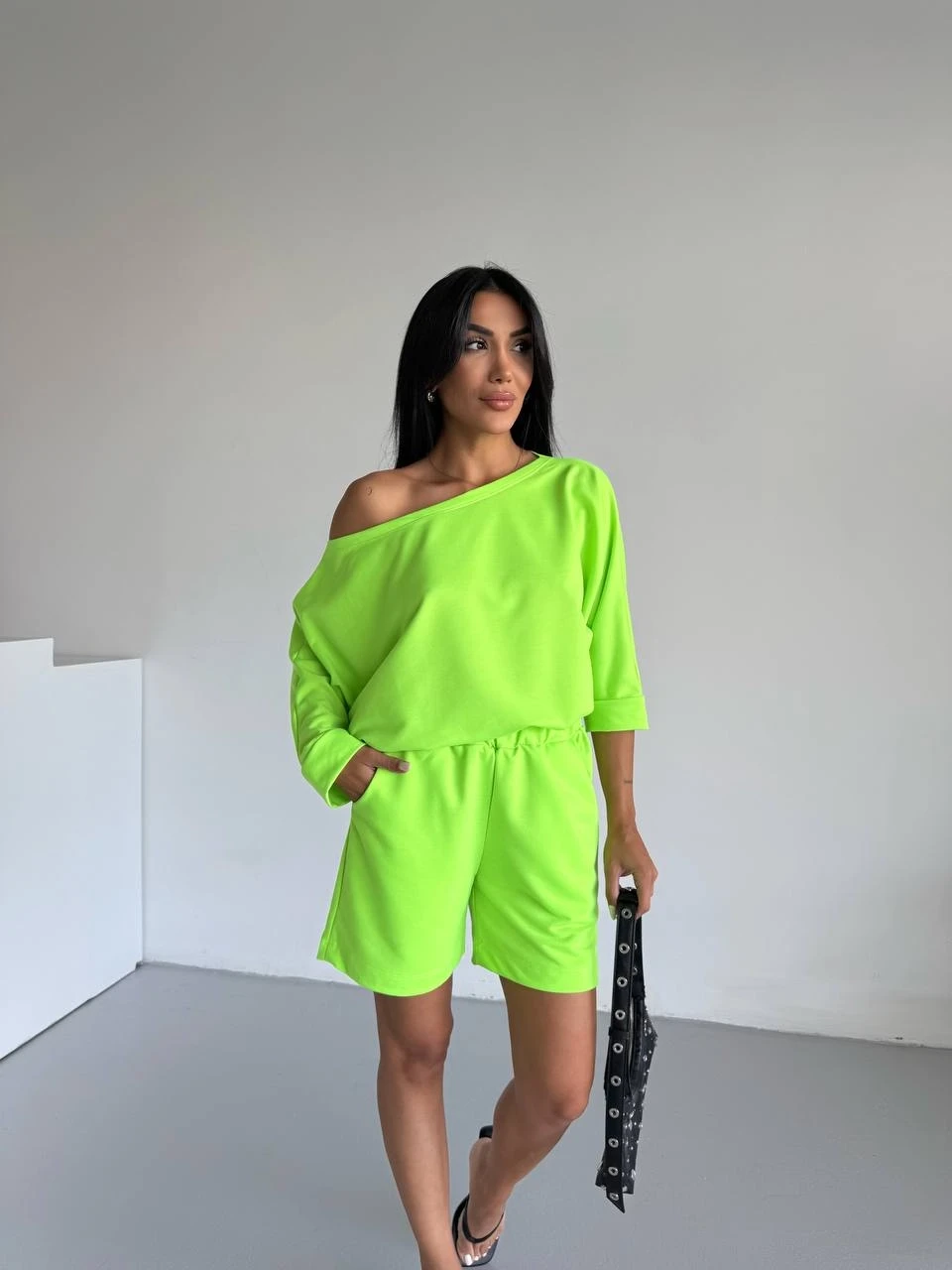 Kadın Neon Yeşil 2 İplik Kayık Yaka Bluz Şort Alt Üst Takım HZL25S-FRY120511