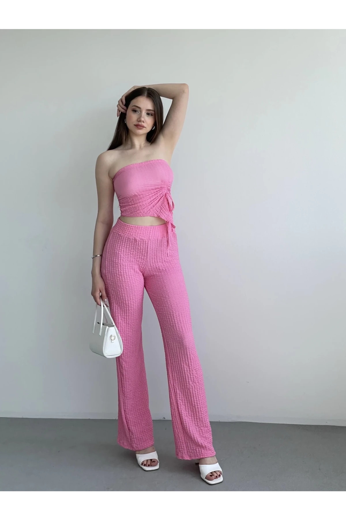 Kadın Pembe Beli Lastilkli Gofre Kumaş Pantolon HZL24S-ZK13261