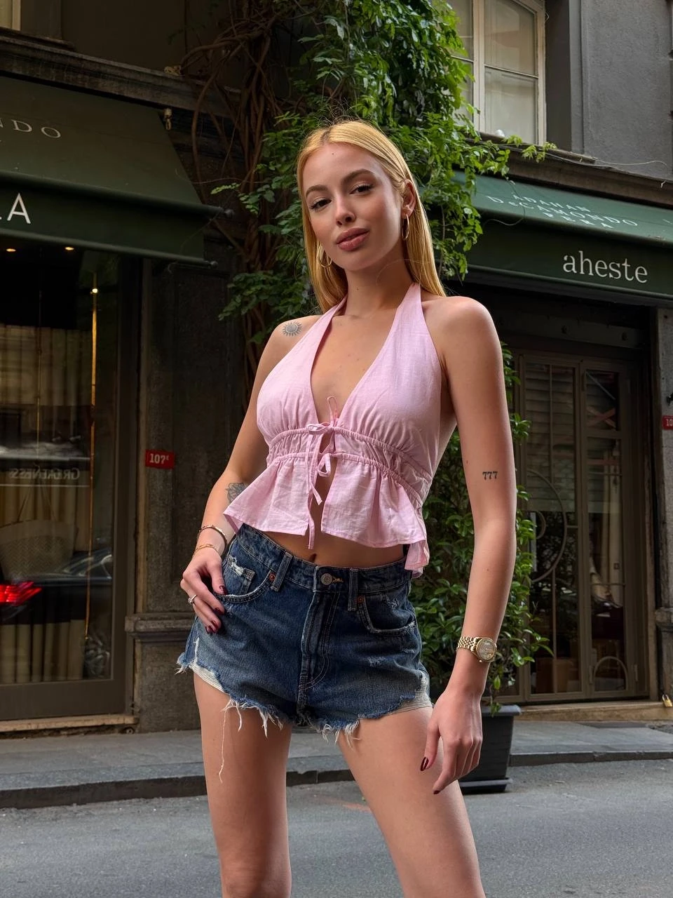 Kadın Pembe Boyundan Bağlamalı Sırtı Açık Keten Bluz HZL24S-ZK11081