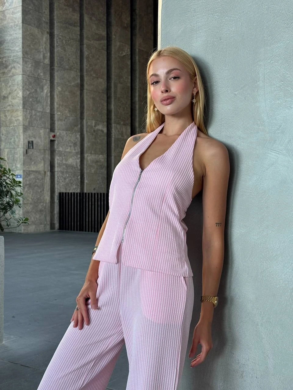 Kadın Pembe Çizgili Önü Fermuarlı Bluz Pantolon İkili Takım HZL25S-ZK13691