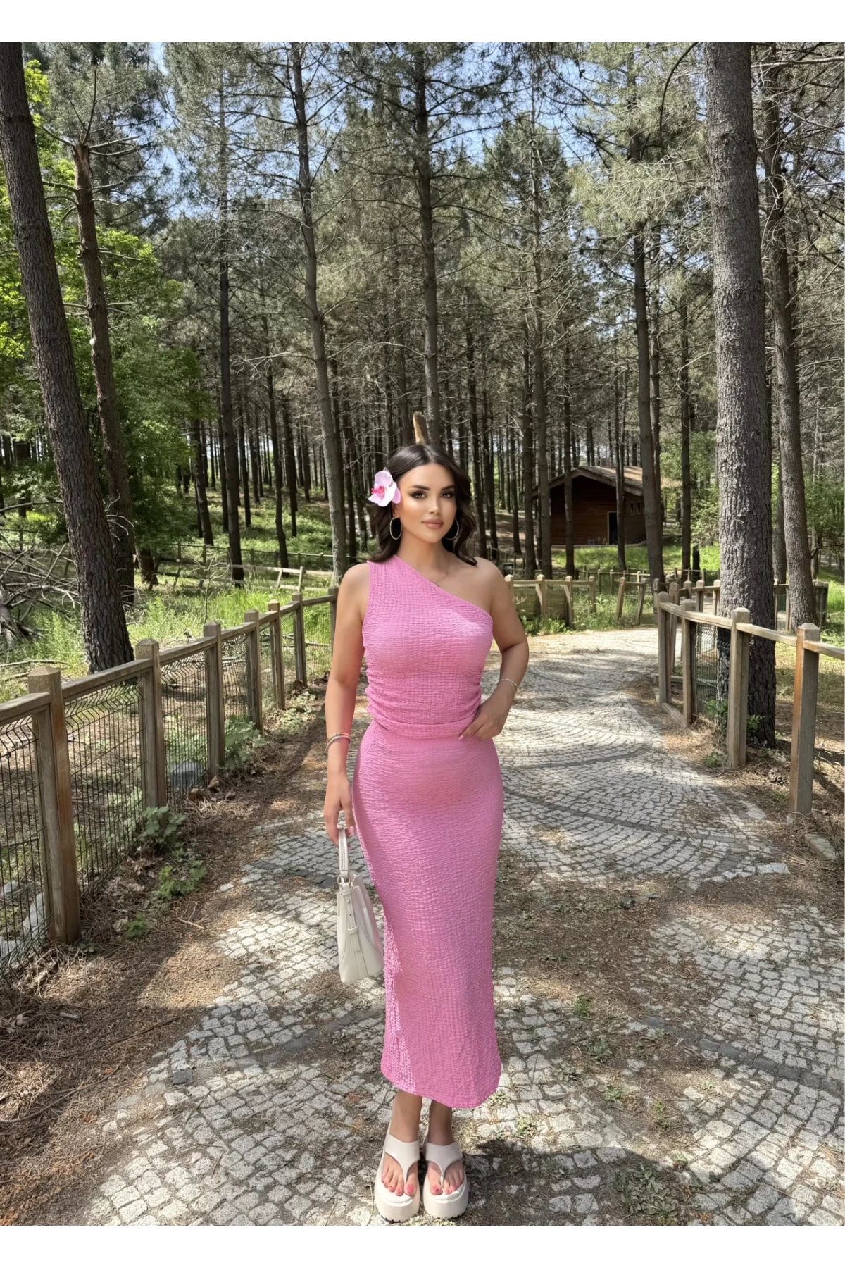 Kadın Pembe Gofre Kumaş Tek Omuz Bluz HZL25S-ZK13271