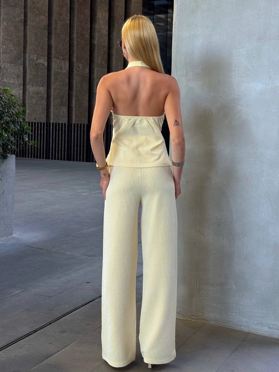 Kadın Sarı Çizgili Önü Fermuarlı Bluz Pantolon İkili Takım HZL25S-ZK13691