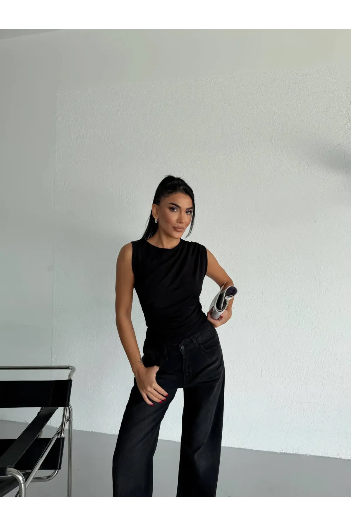 Kadın Siyah Büzgülü Kolsuz Sandy Bluz HZL26W-FRY122751