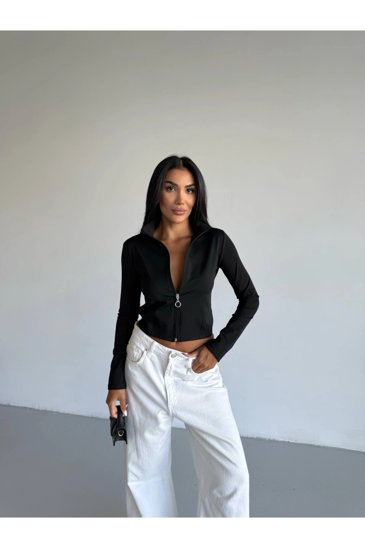 Kadın Siyah Dalgıç Kumaş Fermuar Kapamalı Parmak Geçirmeli Sweatshirt HZL25W-FRY123441