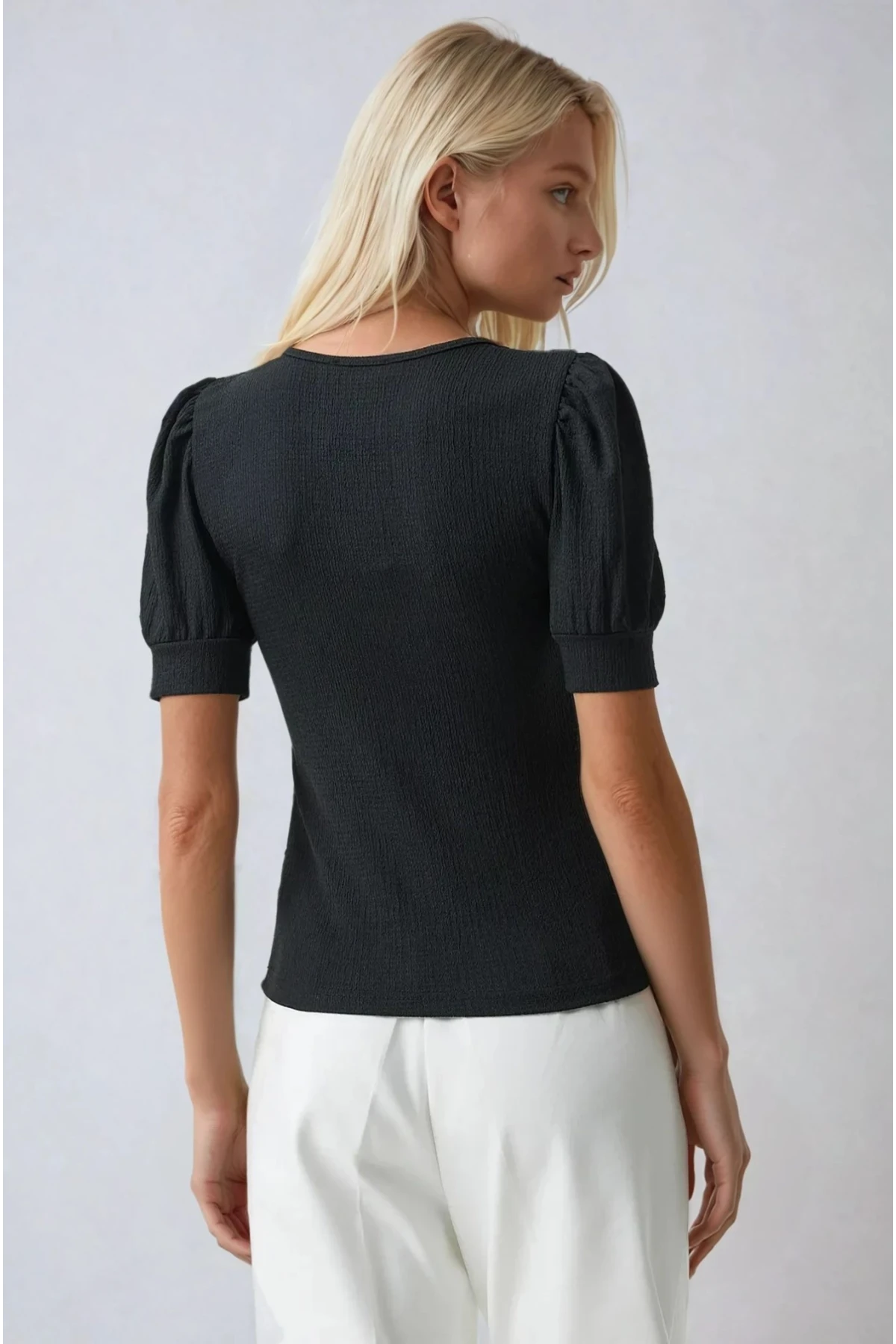 Kadın Siyah Kare Yaka Örme Bluz HZL22W-BD104091