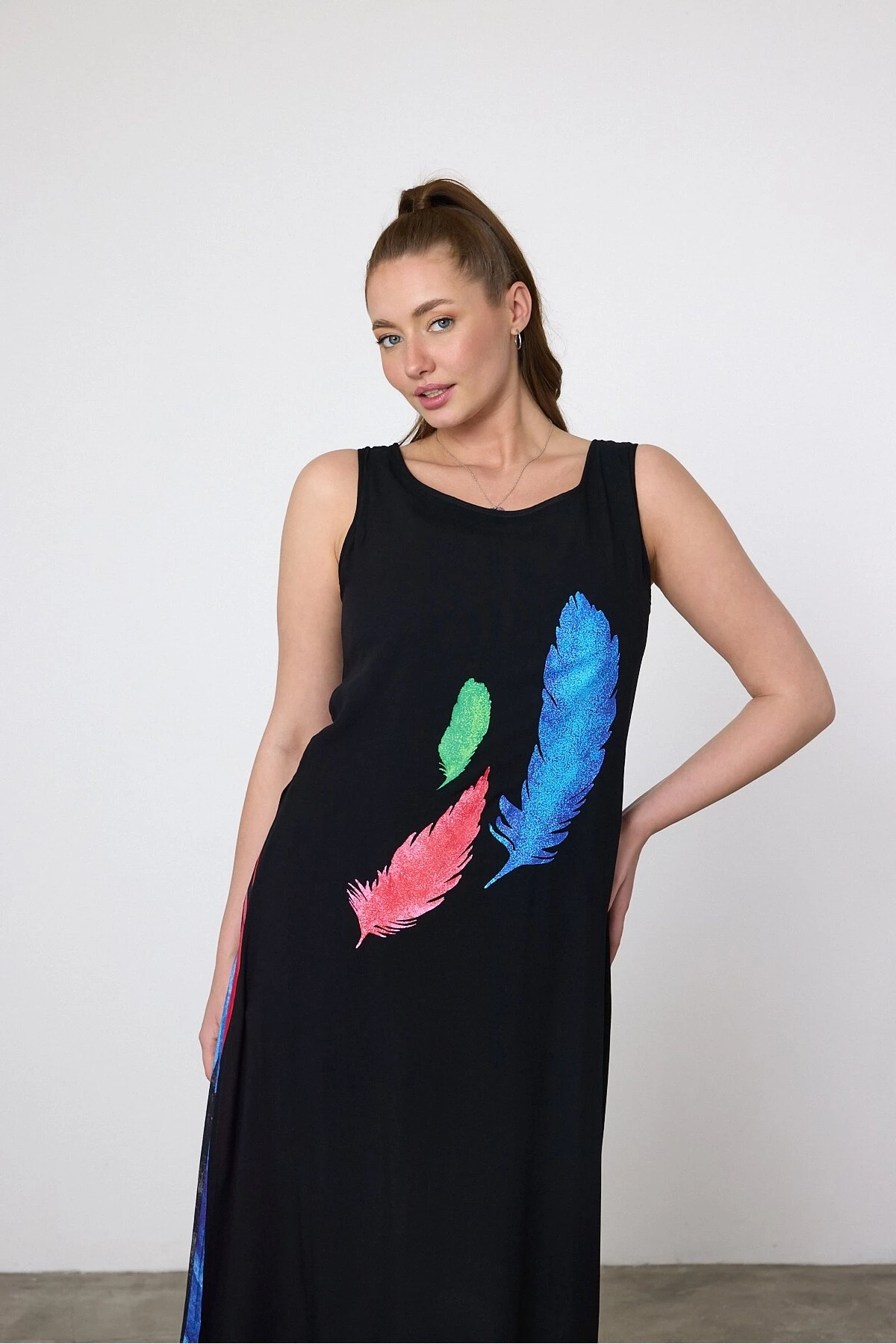 Kadın Siyah Mavi Kuş Tüyü Desenli Astarlı Viskon Elbise HZL25S-VM120251