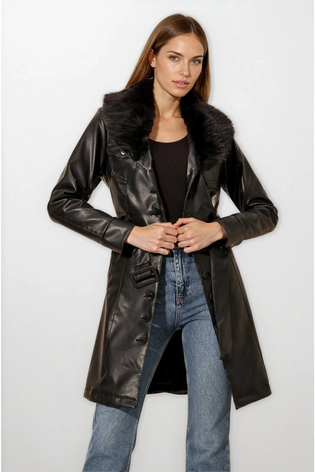 Kadın Siyah Yakası Kürklü Beli Kemerli  İçi Astarlı Suni Deri Mont HZL24W-BD110261