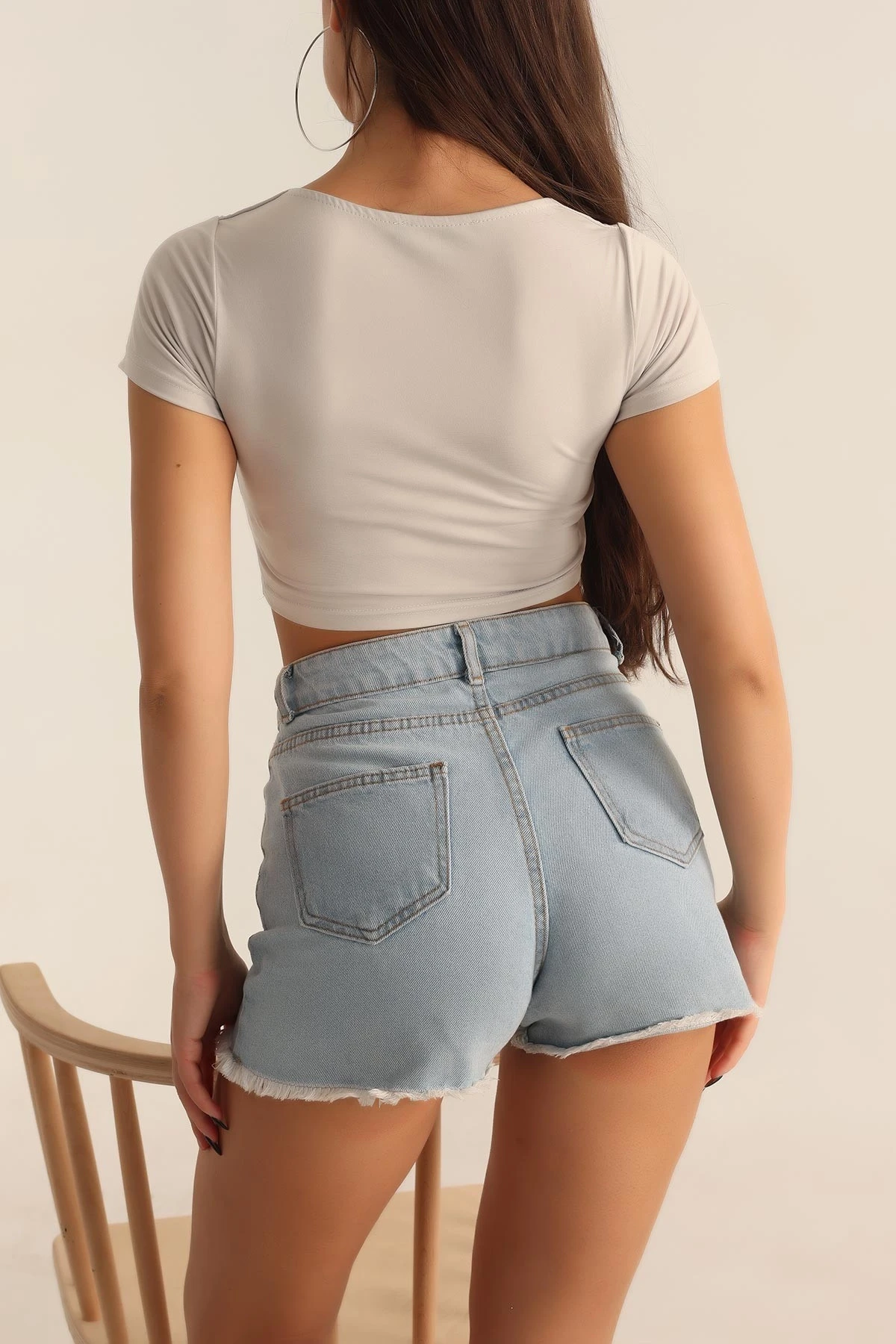 Kadın Taş Kare Yaka Ön Büzgülü Crop Bluz HZL23S-SND120151