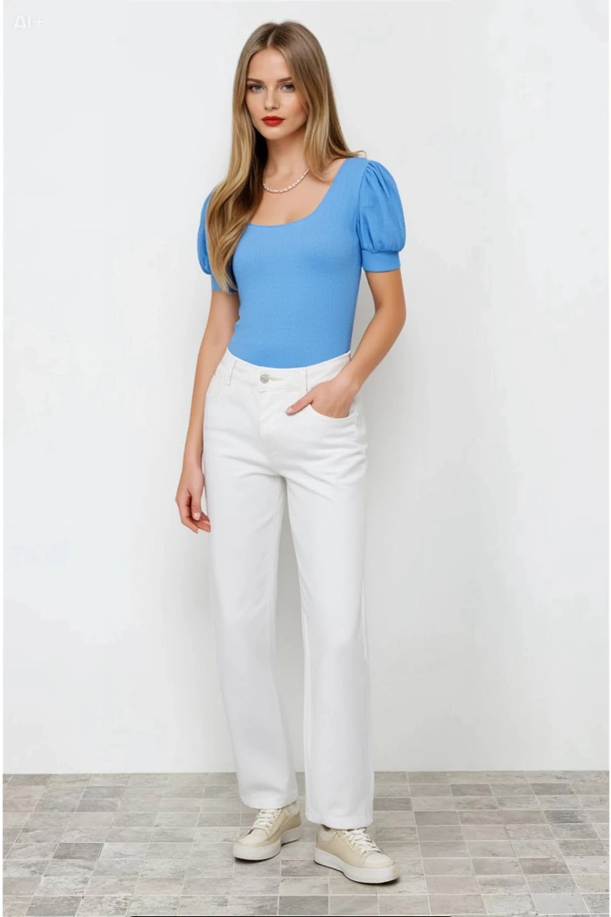 Kadın Yeni Mavi Kare Yaka Örme Bluz HZL22W-BD104091