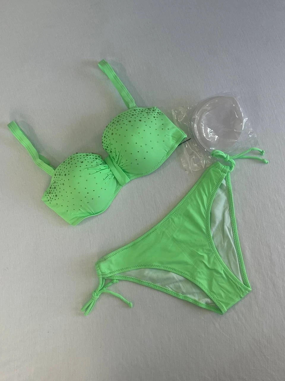 Kadın Yeşil Taş İşlemeli 3 Parça Bikini Takım HZL25S-LC3315