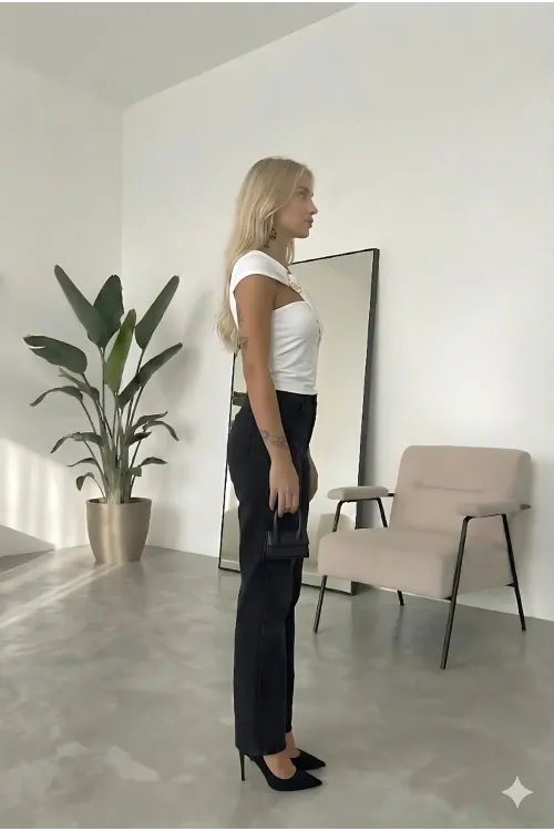 Kadın Beyaz Gold Toka Detay Omuz Drape Detaylı Sandy Bluz HZL26W-FRY123741