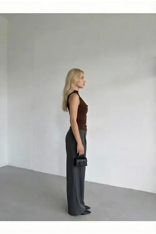 Kadın Kahverengi Tül Detay Degaje Yaka Yanlardan Drapeli Sandy Bluz HZL26S-FRY123791