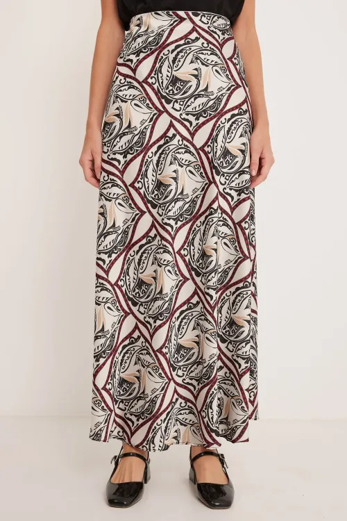 Kadın Siyah Bej Desenli Saten Etek 15877