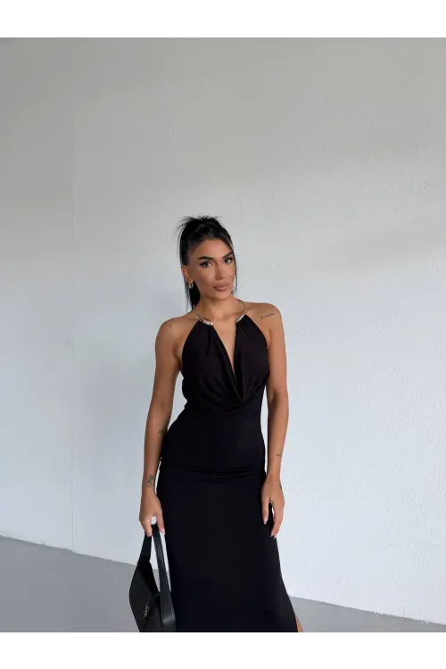 Kadın Siyah Boyundan Aksesuarlı Yandan Yırtmaçlı Midi Boy Sandy Elbise HZL26S-FRY123841