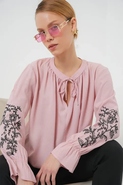 Kadın Nakışlı Örme Bluz 941 - Pudra