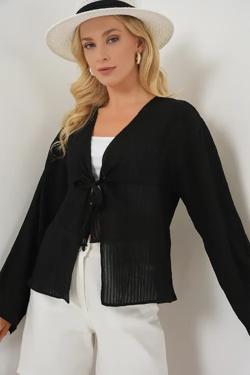 Kadın Önü Bağcıklı Bluz 952 - Siyah