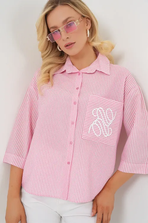 Kadın Tek Cep Nakışlı Gömlek 20328 - Pembe