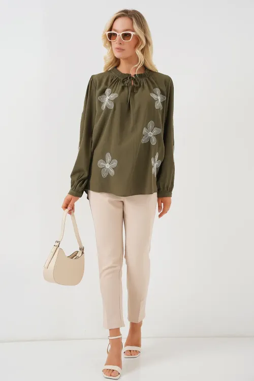 Kadın Uzun Kol Nakışlı Örme Bluz 951 - Haki