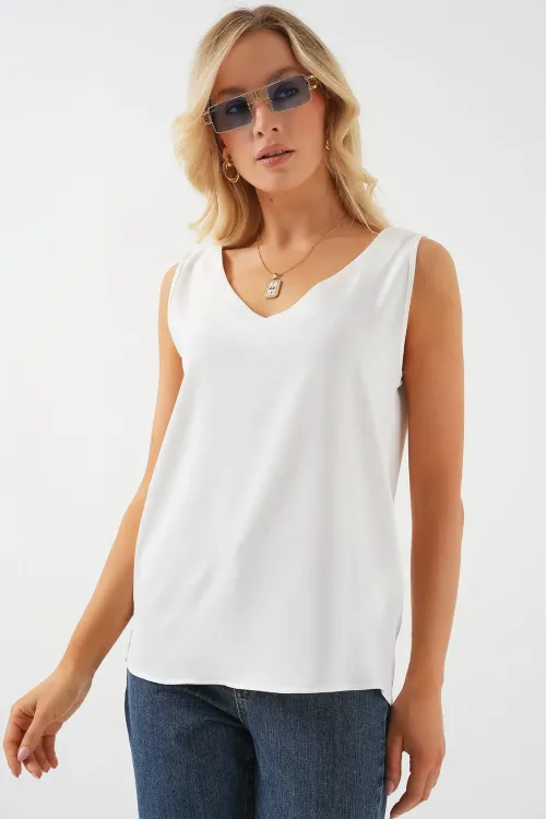 V Yaka Sıfır Kol Bluz 950 - Beyaz