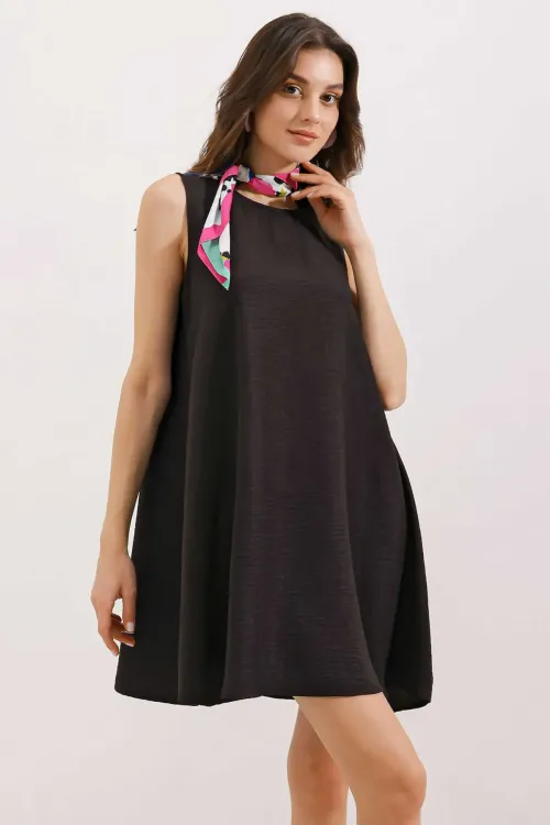 2444 Detaylı Mini Keten Elbise - Siyah