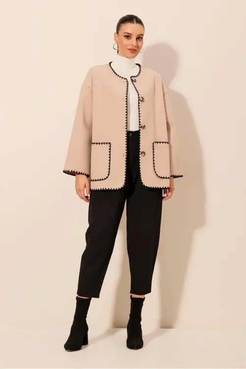 0690 Boyfriend Nakışlı Kaşe Ceket - Bej