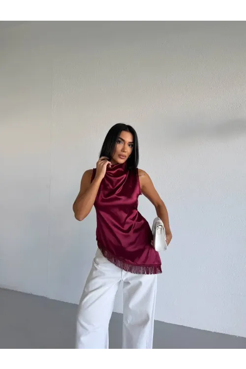 Kadın Bordo Halter Yaka Asimetrik Kesim Saçak Detay Saten Bluz HZL26S-FRY123911