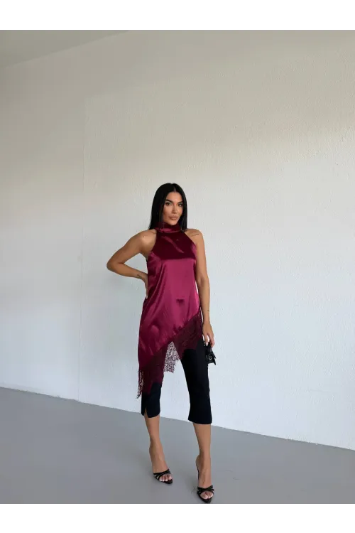 Kadın Bordo Halter Yaka Dantel İşlemeli Asimetrik Saten Bluz HZL26S-FRY123901