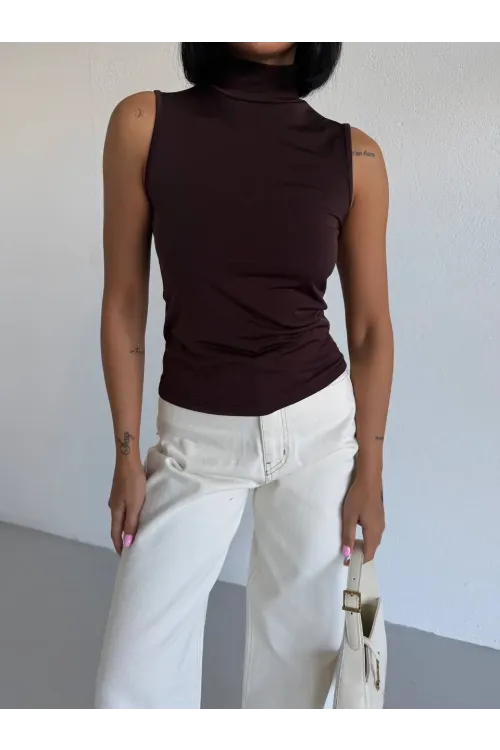 Kadın Kahverengi Balıkçı Yaka Sıfır Kol Sandy Crop Bluz HZL26S-FRY123931