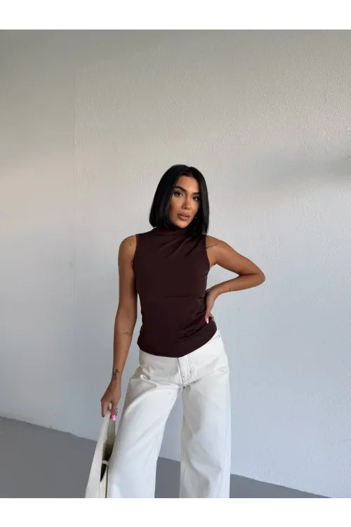 Kadın Kahverengi Balıkçı Yaka Sıfır Kol Sandy Crop Bluz HZL26S-FRY123931