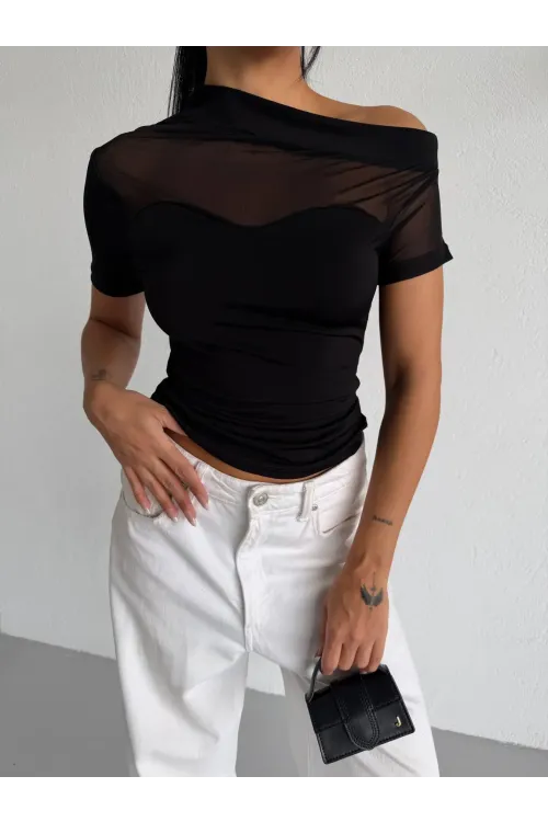Kadın Siyah Tek Omuz Transparan Tül Detaylı Şık Sandy Bluz HZL26S-FRY123871