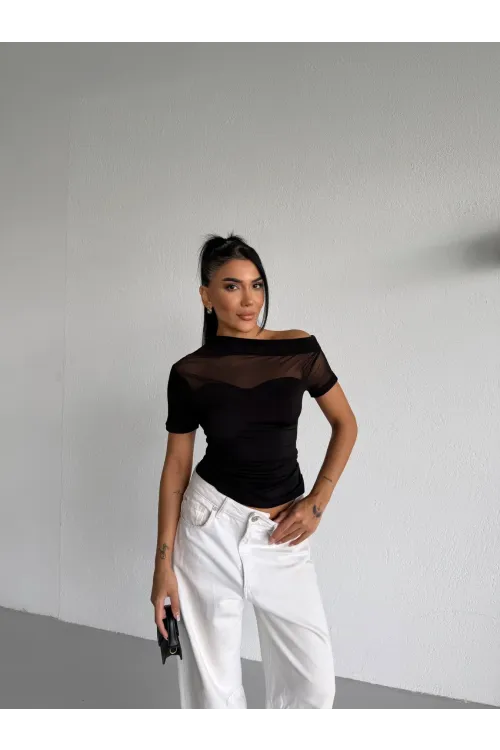 Kadın Siyah Tek Omuz Transparan Tül Detaylı Şık Sandy Bluz HZL26S-FRY123871