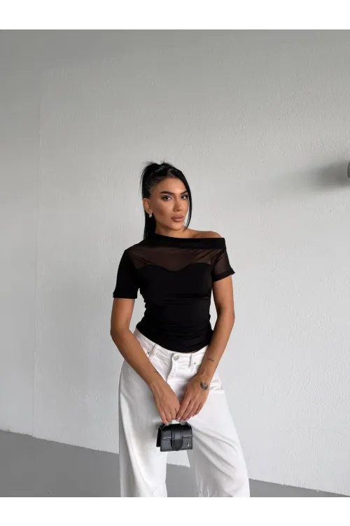Kadın Siyah Tek Omuz Transparan Tül Detaylı Şık Sandy Bluz HZL26S-FRY123871