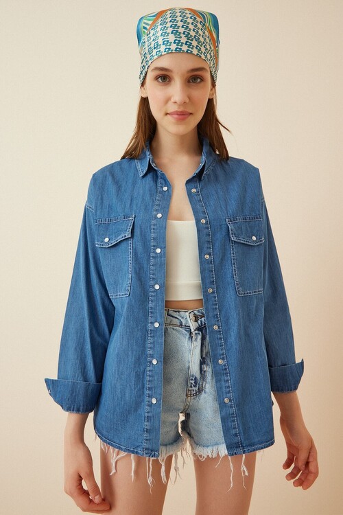 Kadın Mavi Çift Cepli Basic Jean Çıtçıtlı Kot Gömlek HZL22S-BD139971