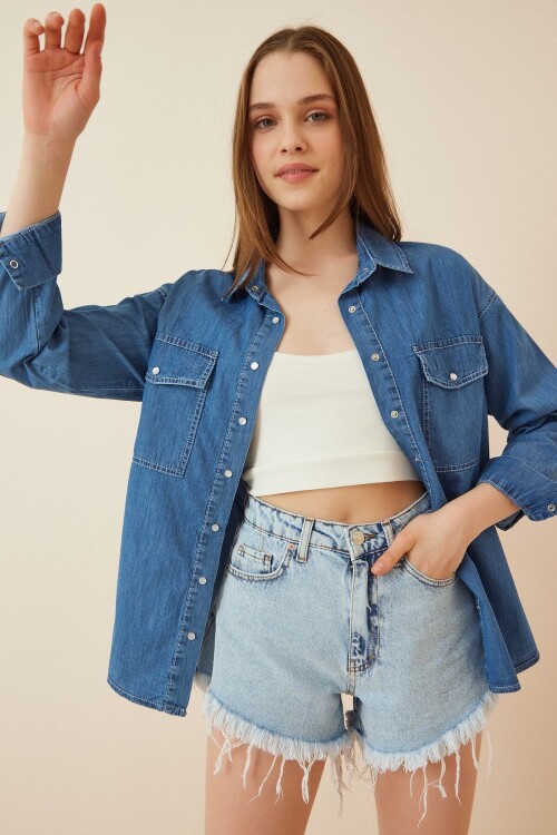 Kadın Mavi Çift Cepli Basic Jean Çıtçıtlı Kot Gömlek HZL22S-BD139971