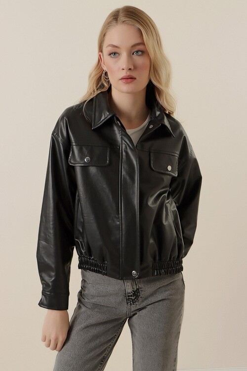 Kadın Siyah Kısa Suni Deri Cep Detaylı Astarlı Tarz Ceket HZL23W-BD110331