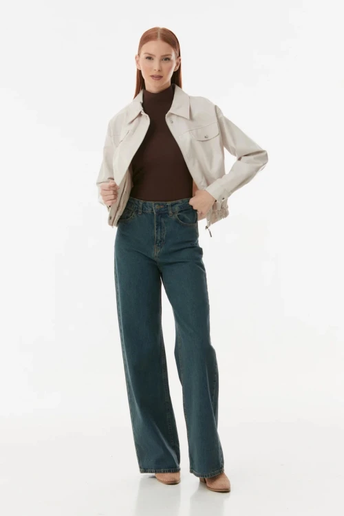 Kadın Ekru Kısa Suni Deri Cep Detaylı Astarlı Tarz Ceket HZL23W-BD110331