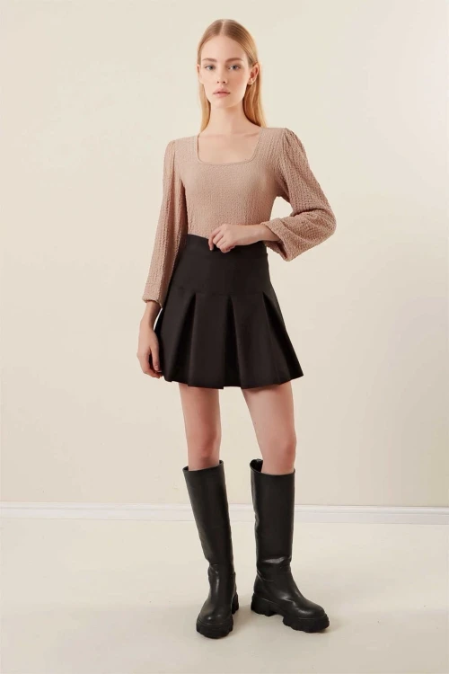 Kadın Bej Balon Kol Dokulu Kare Yaka Trend Örme Bluz HZL23W-BD104421