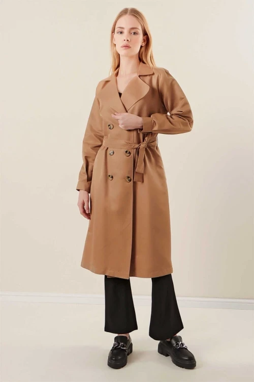 Kadın Camel Kruvaze Yaka Kemerli Astarsız Mevsimlik Rahat Trençkot  HZL22S-BD158531