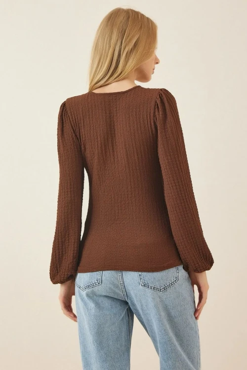 Kadın Çikolata Balon Kol Dokulu Kare Yaka Trend Örme Bluz HZL23W-BD104421