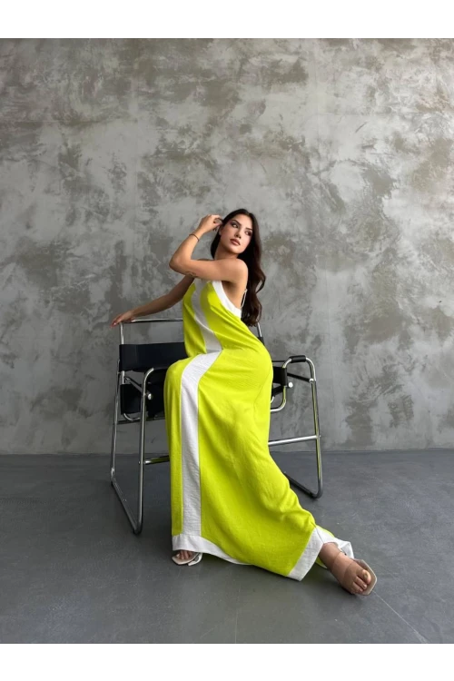 Kadın Fıstık Yeşili Beyaz Detaylı Asimetrik Kesim V Yaka İp Askılı Elbise HZL24S-MJ113041