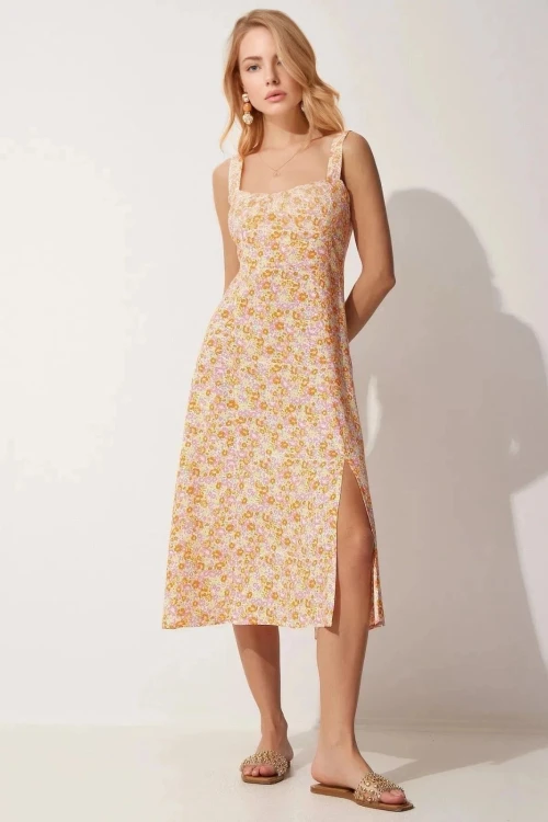 Kadın  Sarı Oranj Kare Yaka Çiçekli Yazlık Viskon Elbise HZL23S-BD122821