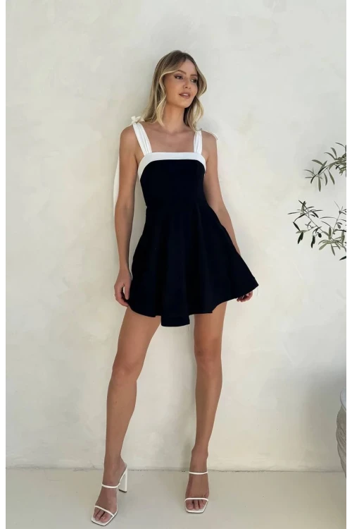 Kadın Siyah Beyaz Detaylı Askı Bağlamalı Mini Elbise HZL24S-FRY122001