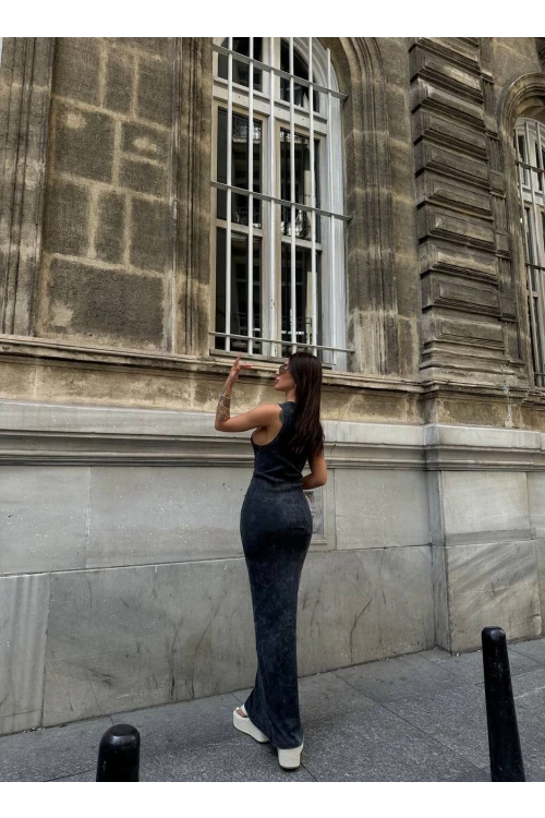 Kadın Siyah Bisiklet Yaka Sıfır Kol Yıkamalı Fitilli Uzun Elbise HZL24S-VL1241071