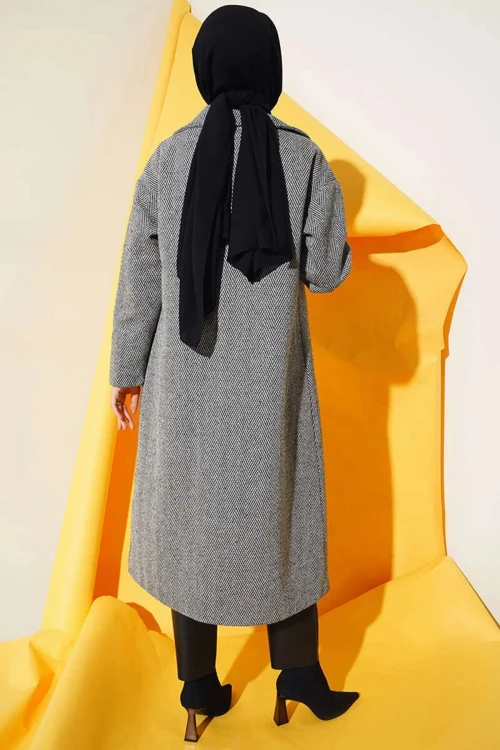 Kadın Tesettür Gri Yünlü  Düğmeli Çift Cepli Astarlı Geniş Kalıp Kaban HZL23W-BD191131