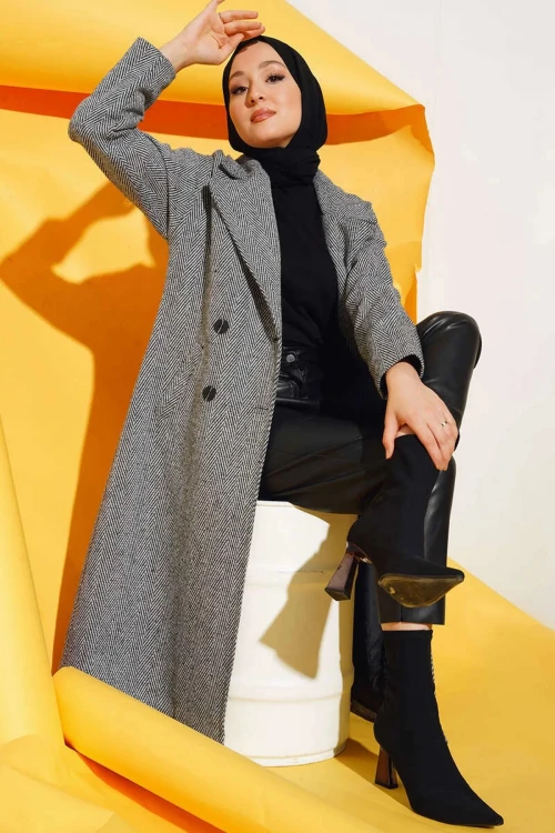 Kadın Tesettür Gri Yünlü  Düğmeli Çift Cepli Astarlı Geniş Kalıp Kaban HZL23W-BD191131