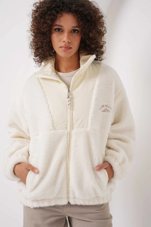 Kadın Ekru Krem Baskılı Fermuarlı Suni Yünlü Astarlı Peluş Ceket HZL25W-BD151941