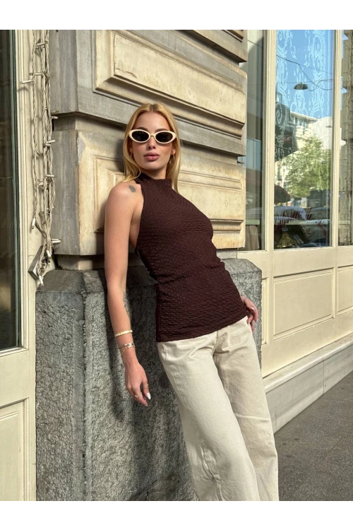 Kadın Kahverengi Boyundan Bağlamalı Gofre Kumaş Bluz HZL25S-ZK13631